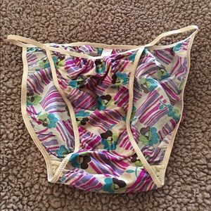 Victoria Secret Bikini String Panties NWT